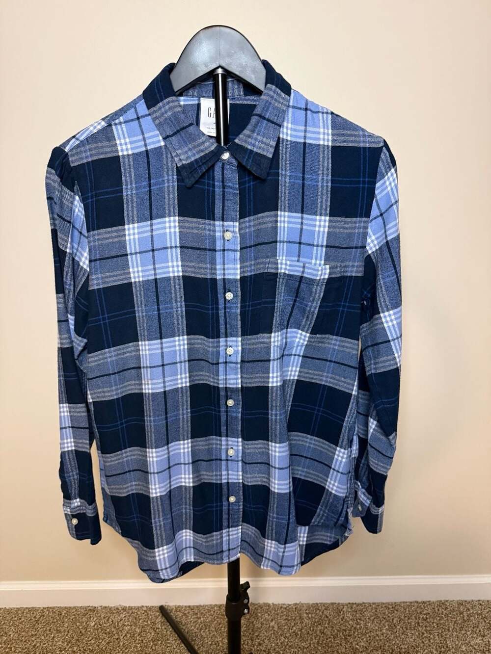 Gap The Easy Shirt Blue Plaid Flannel Button Down
